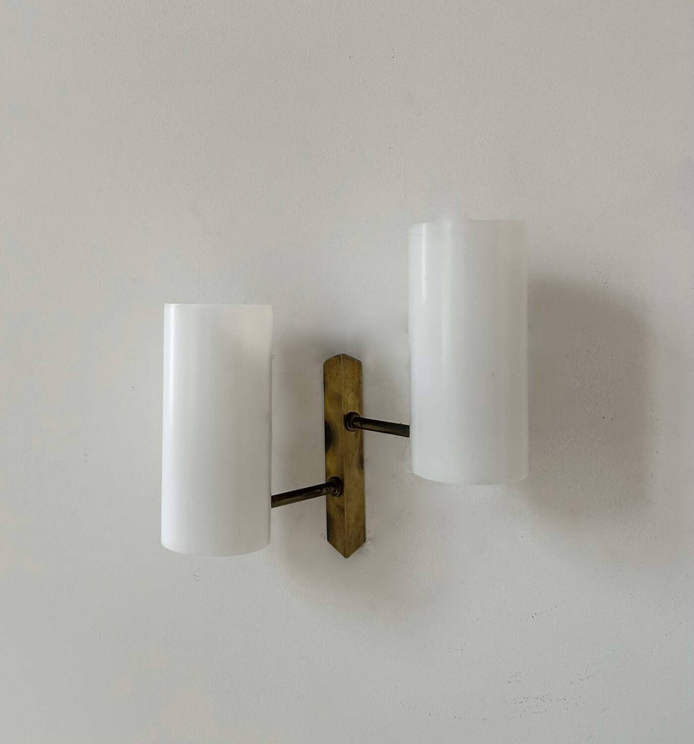 Vintage double wall light, brass and Perspex, Italy 1970