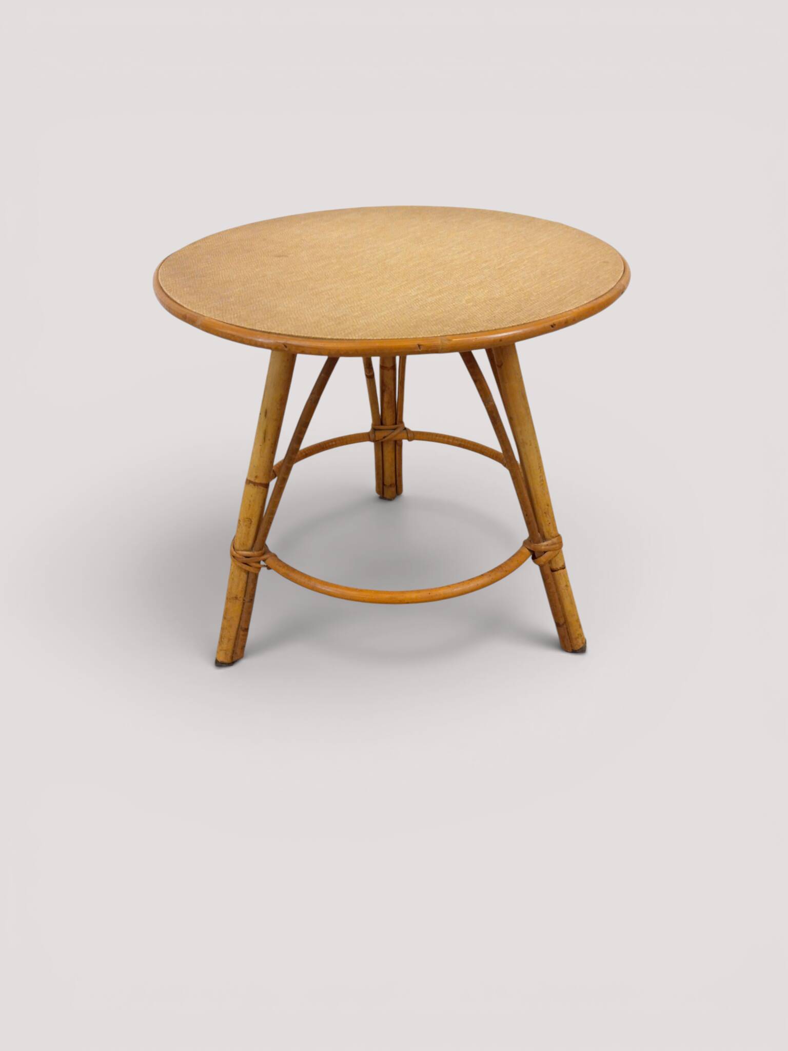 Table d'appoint tripode vintage en rotin et bambou (Ø44 cm) – Style Riviera