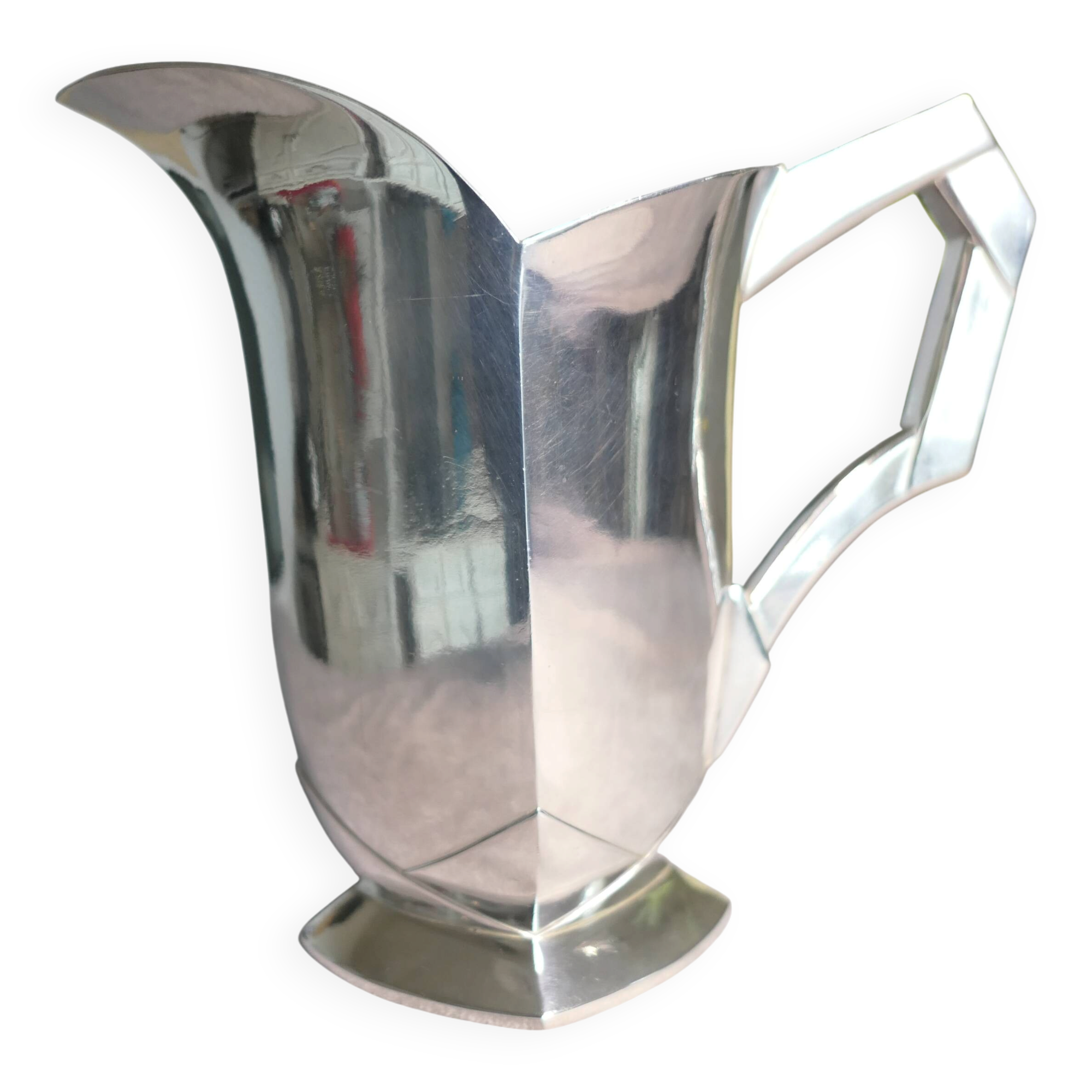 Art Deco pitcher Gallia Christofle by Louis Sue and Mare, silver-plated metal.