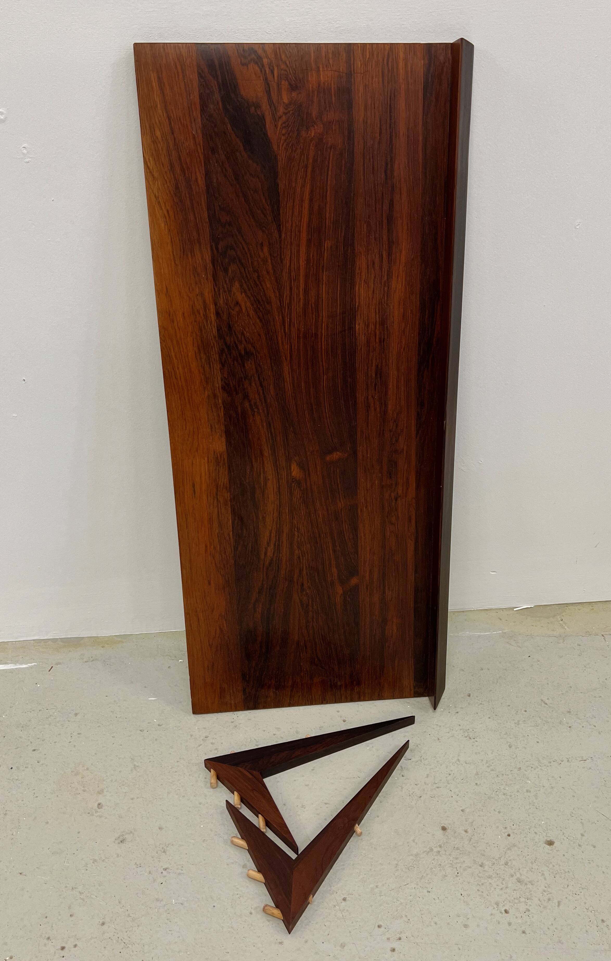 Magazine Shelf By Popular Cadovius For CADO wall systems