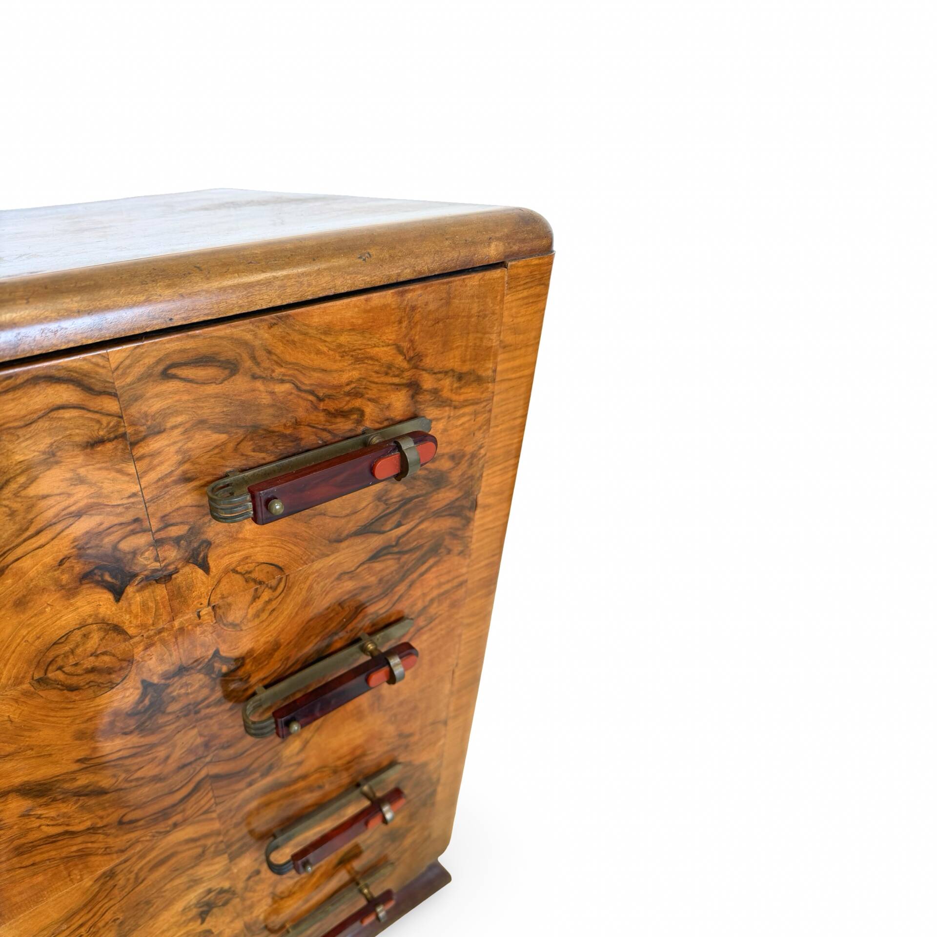 Walnut burl commode, Italian Art Deco, 1940s.