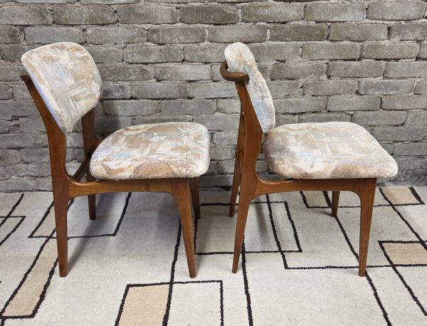 Paire de chaises scandinaves en teck années 60/70