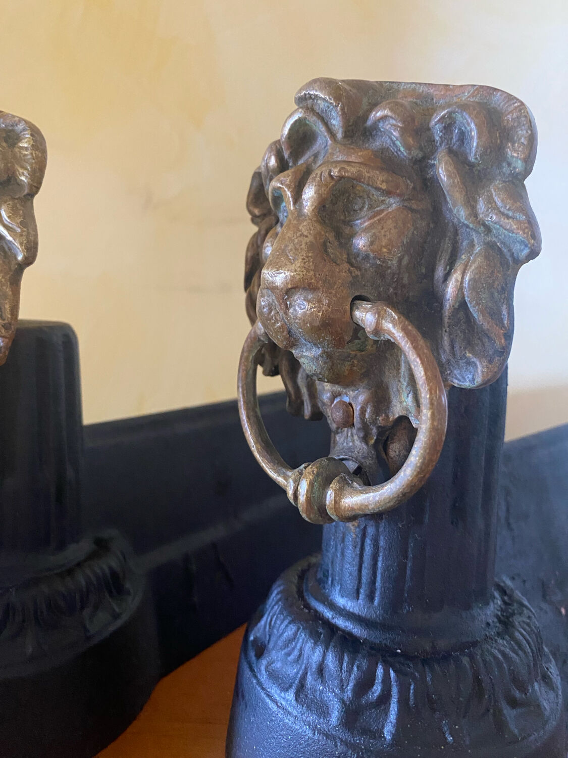 Fireplace - 1900-1910 pair of cast iron andirons