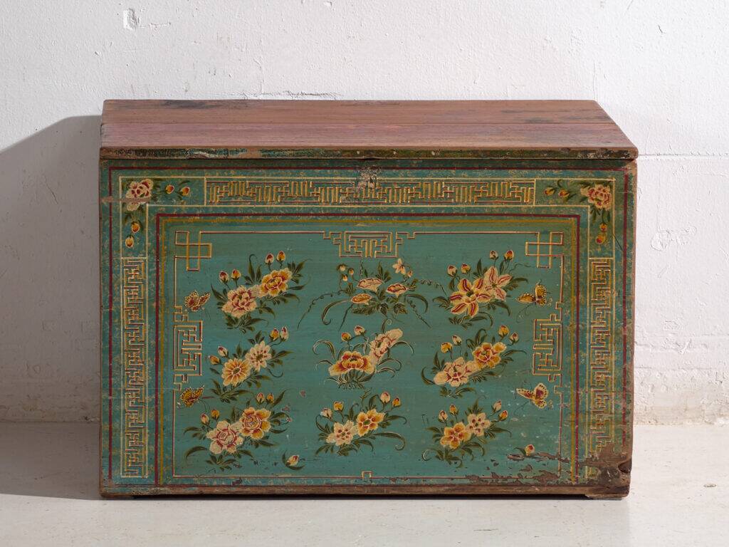 Antique Chinese pine wood chest – China, circa 1930