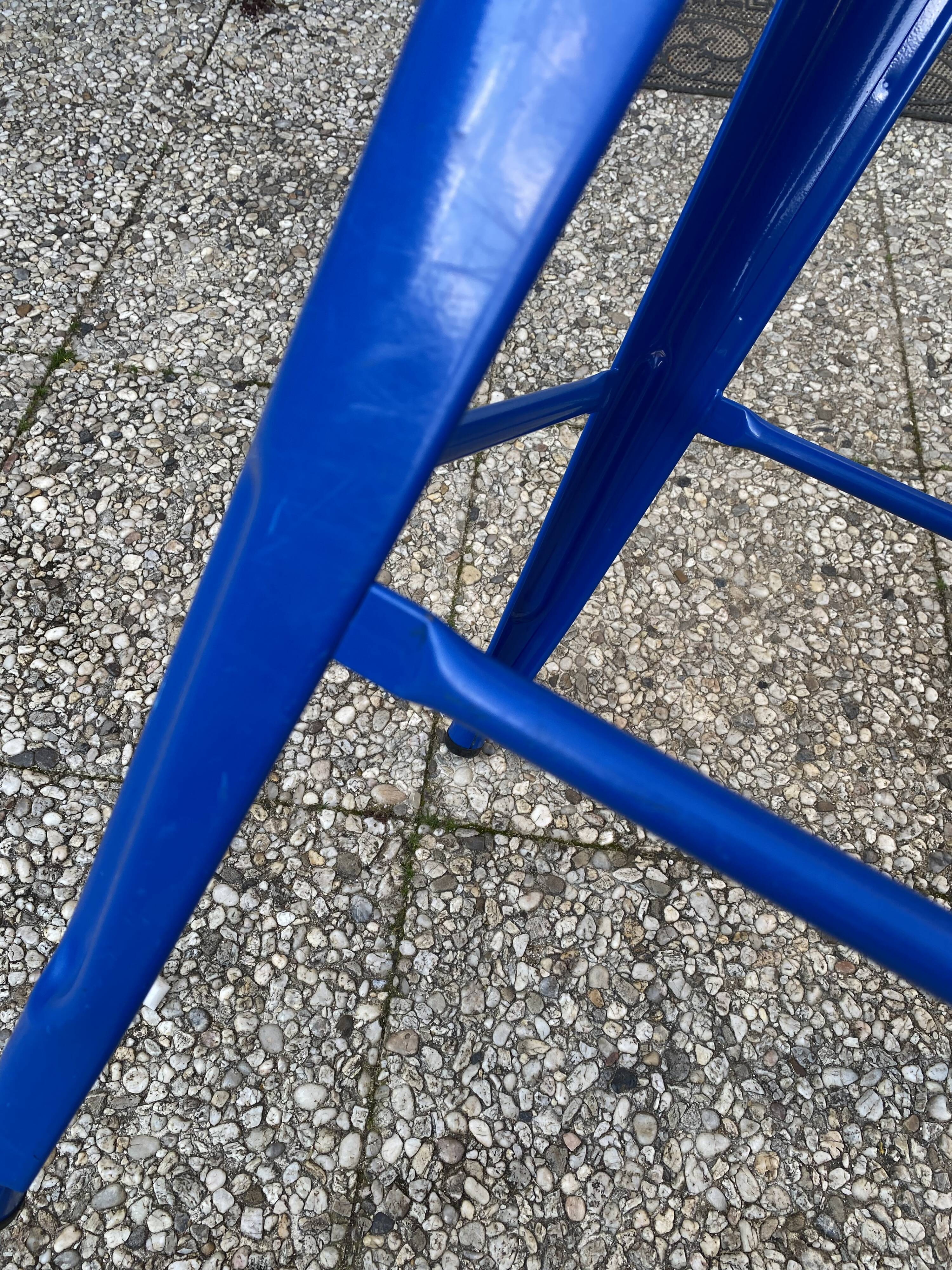 Stackable industrial bar stool TOLIX H75 blue
