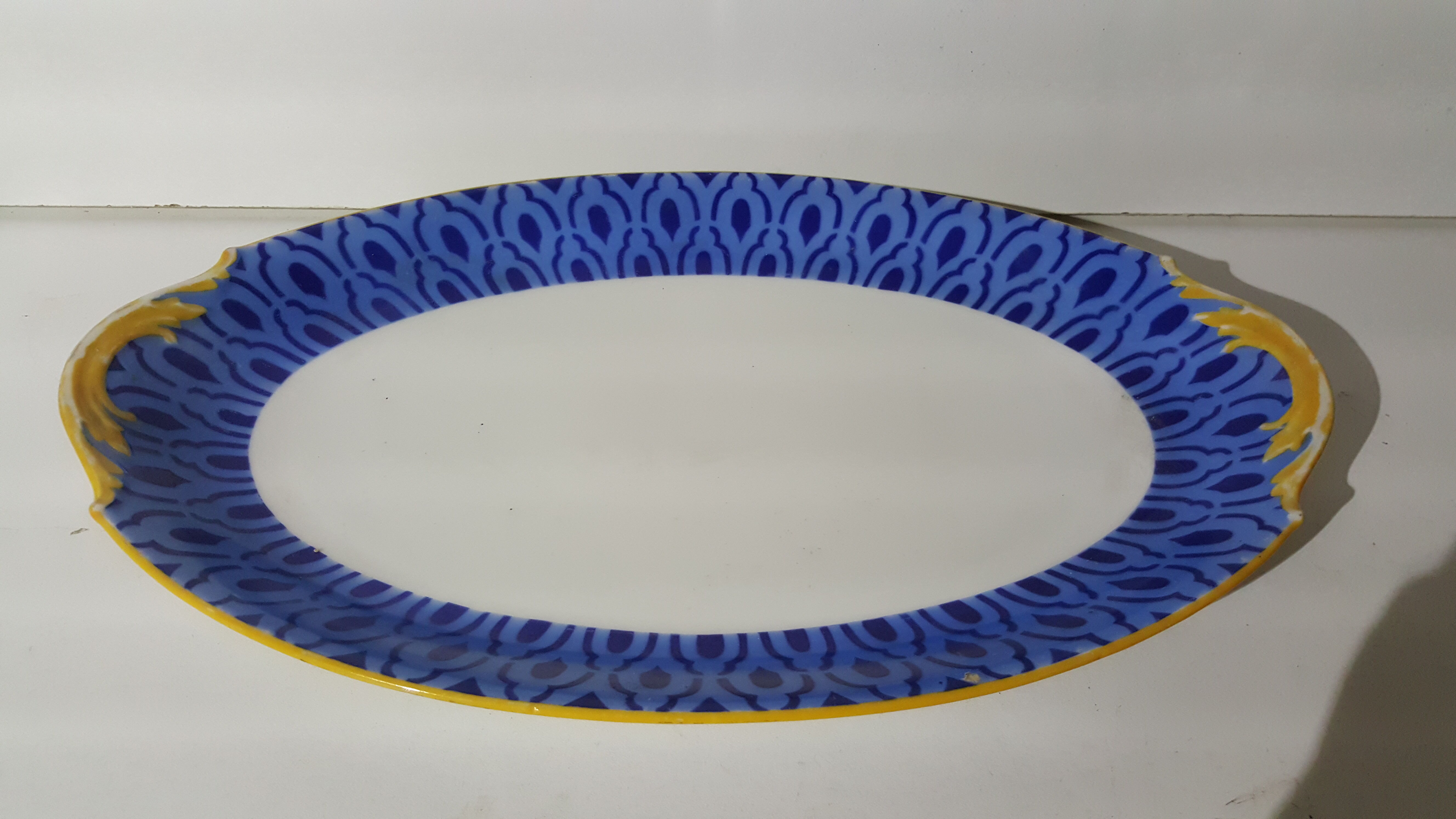 Set of dishes in porcelain from Limoges 1910