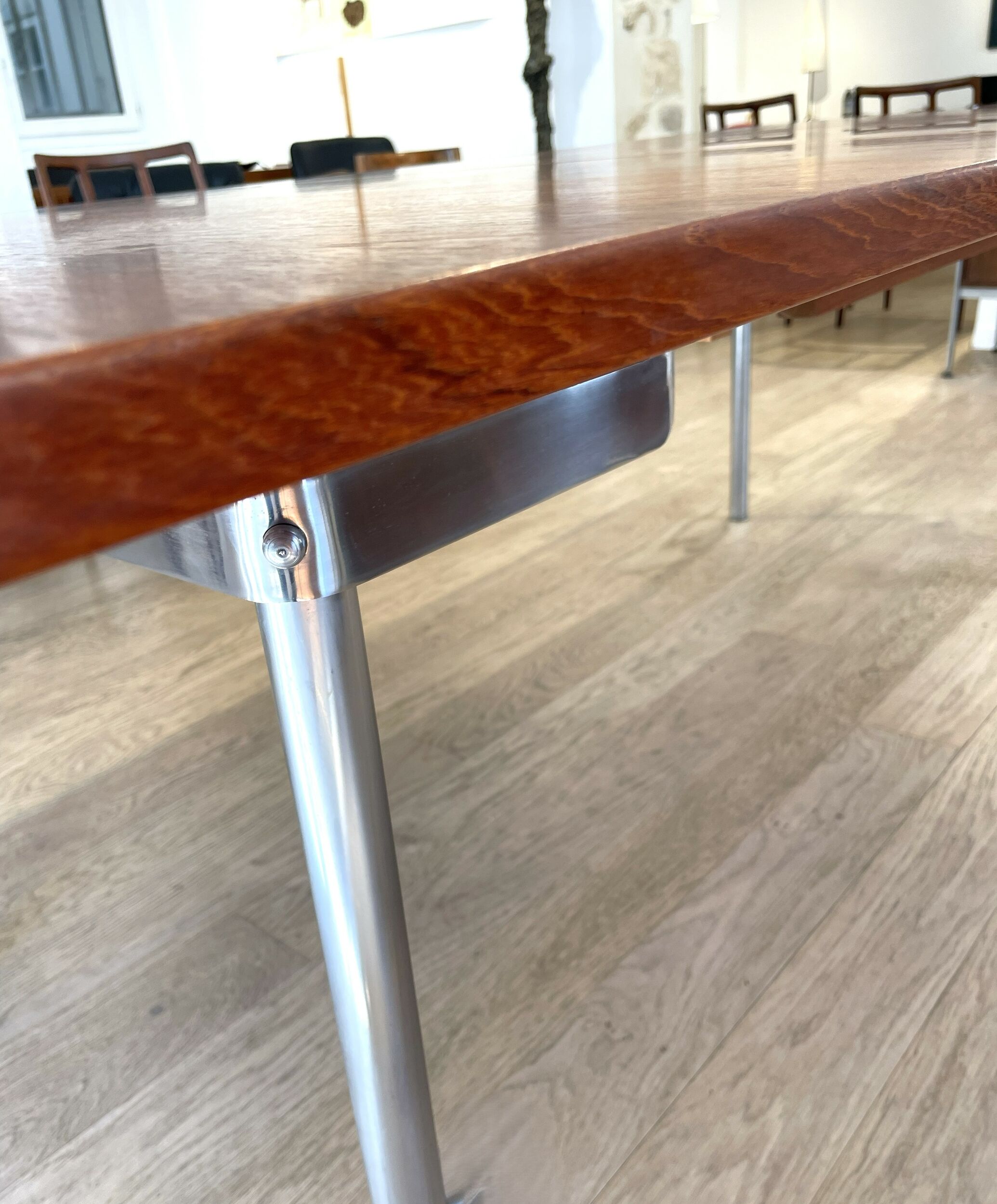 Table model AT-318 in teak and steel by Hans J. Wegner.