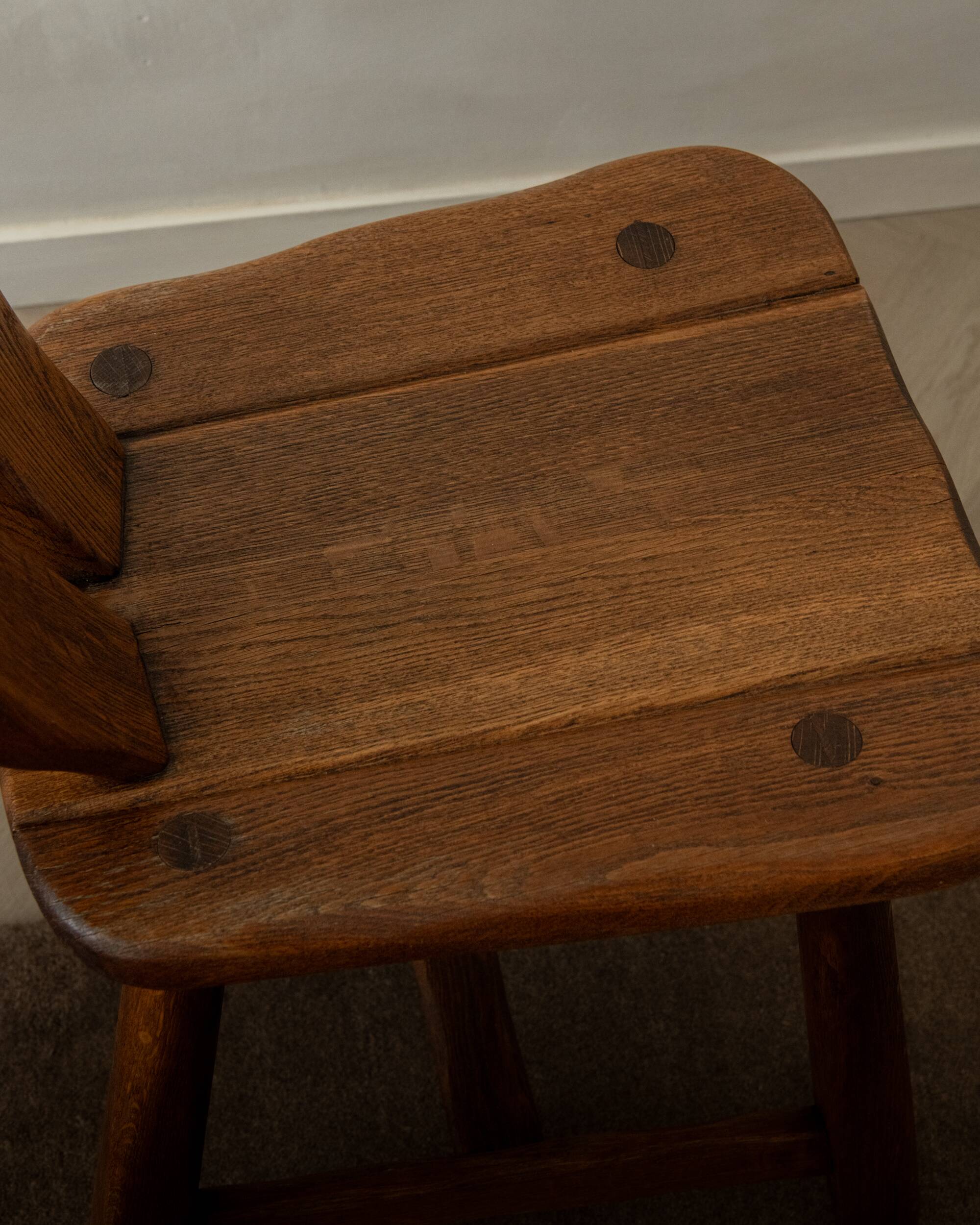 Brutalist Oak Dining Chairs Sculptural Backs by De Puydt, 1960s, Set of 4