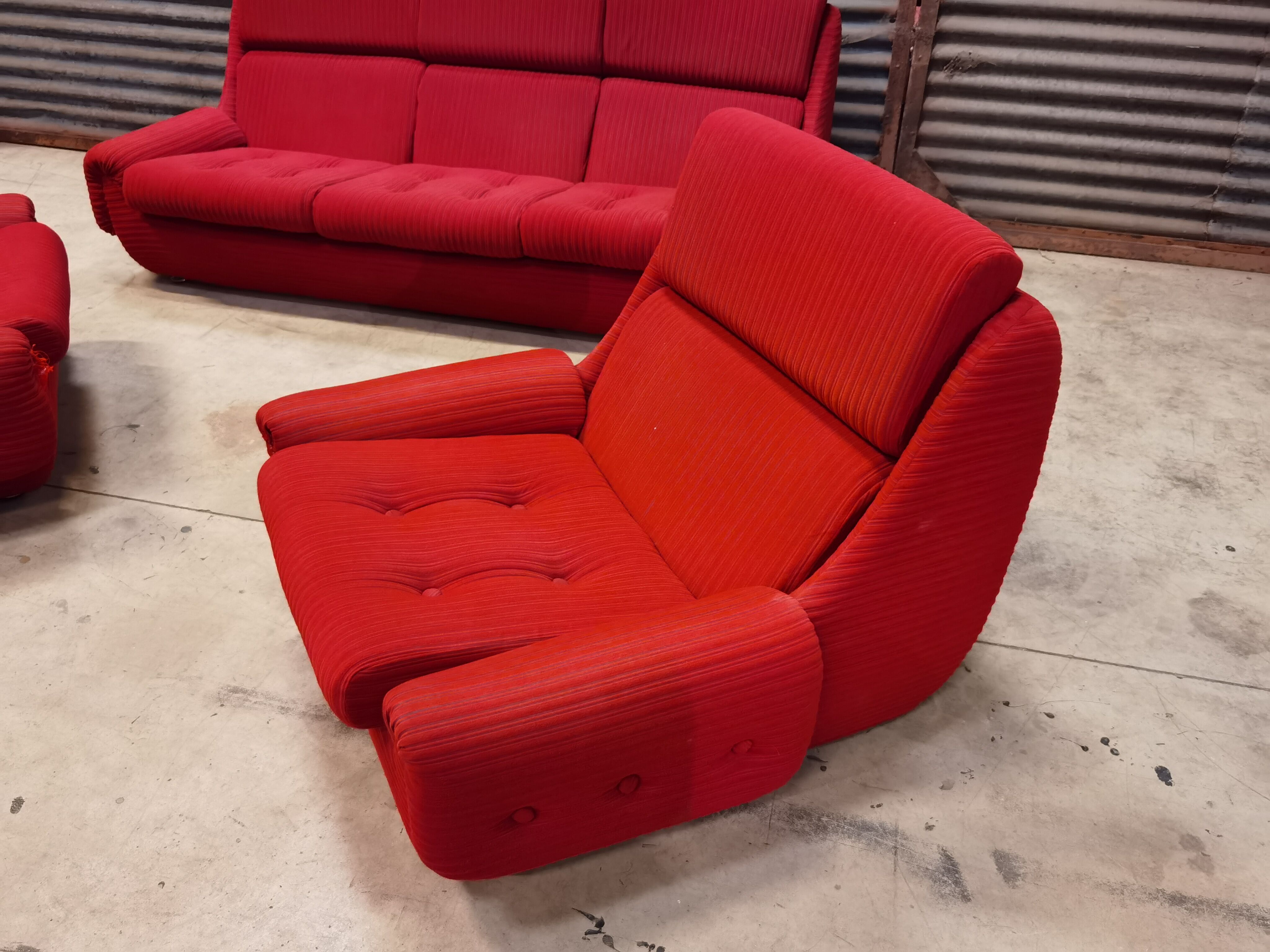 Full space age atlantis lounge