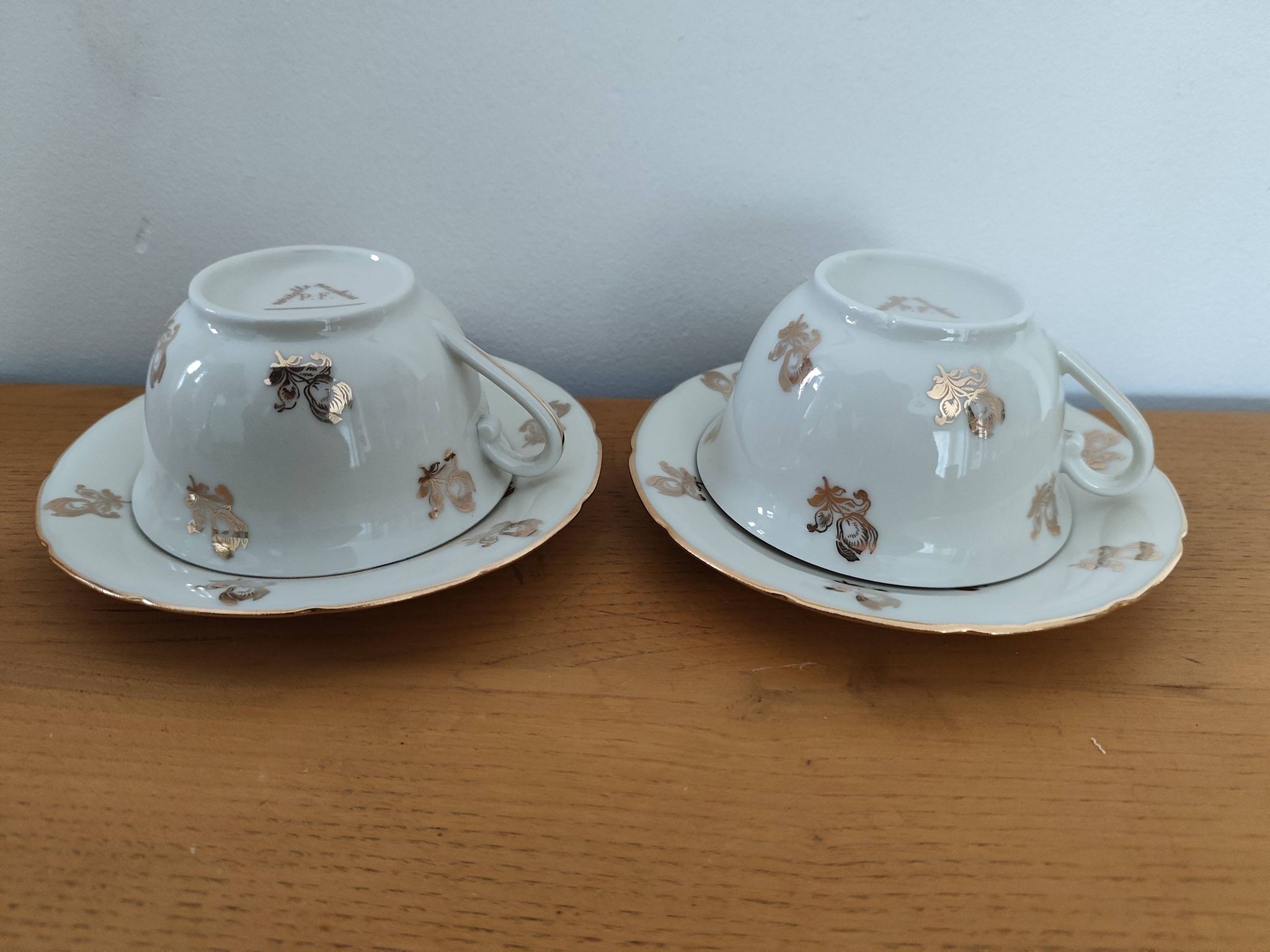 Déjeuners anciens en porcelaine