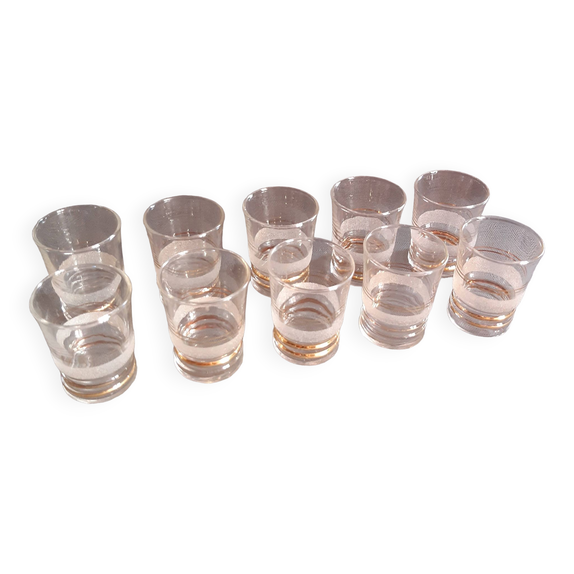 Lot De 10 Verres à Liqueur Vintage – Années 1960 – Formes Et Couleurs Variées