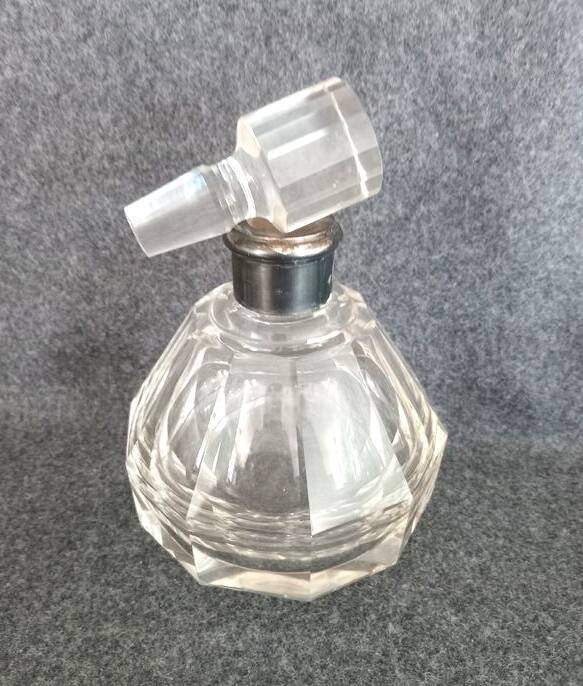 Antique liqueur set, decanter and 6 thick cut crystal glasses