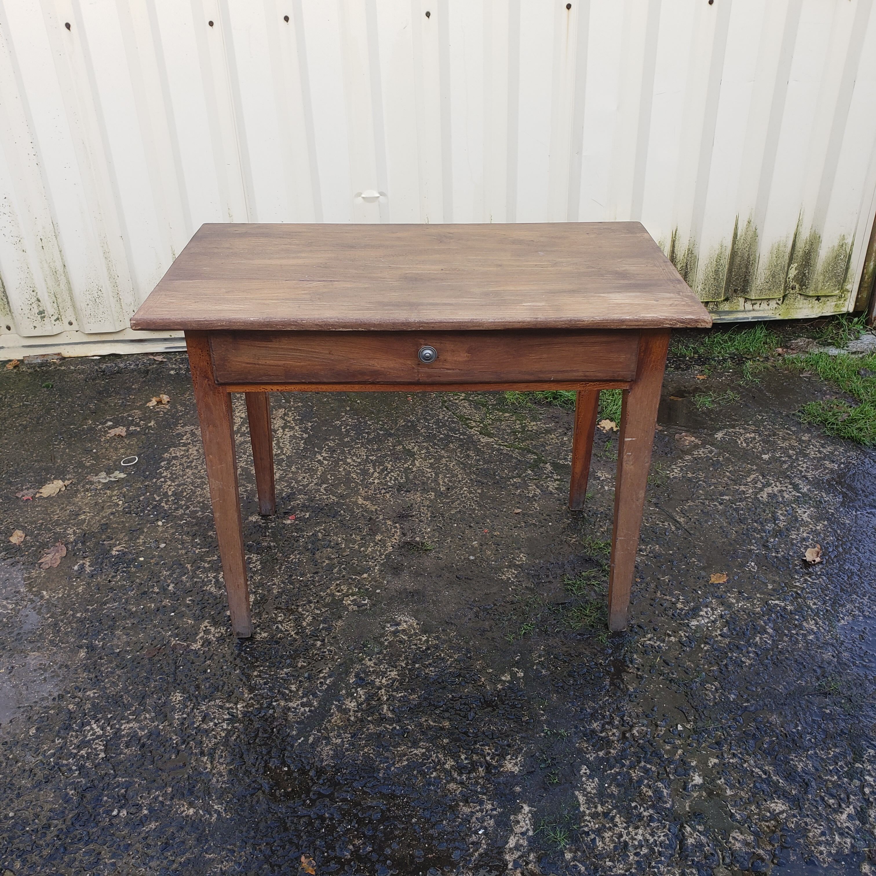 Table desk