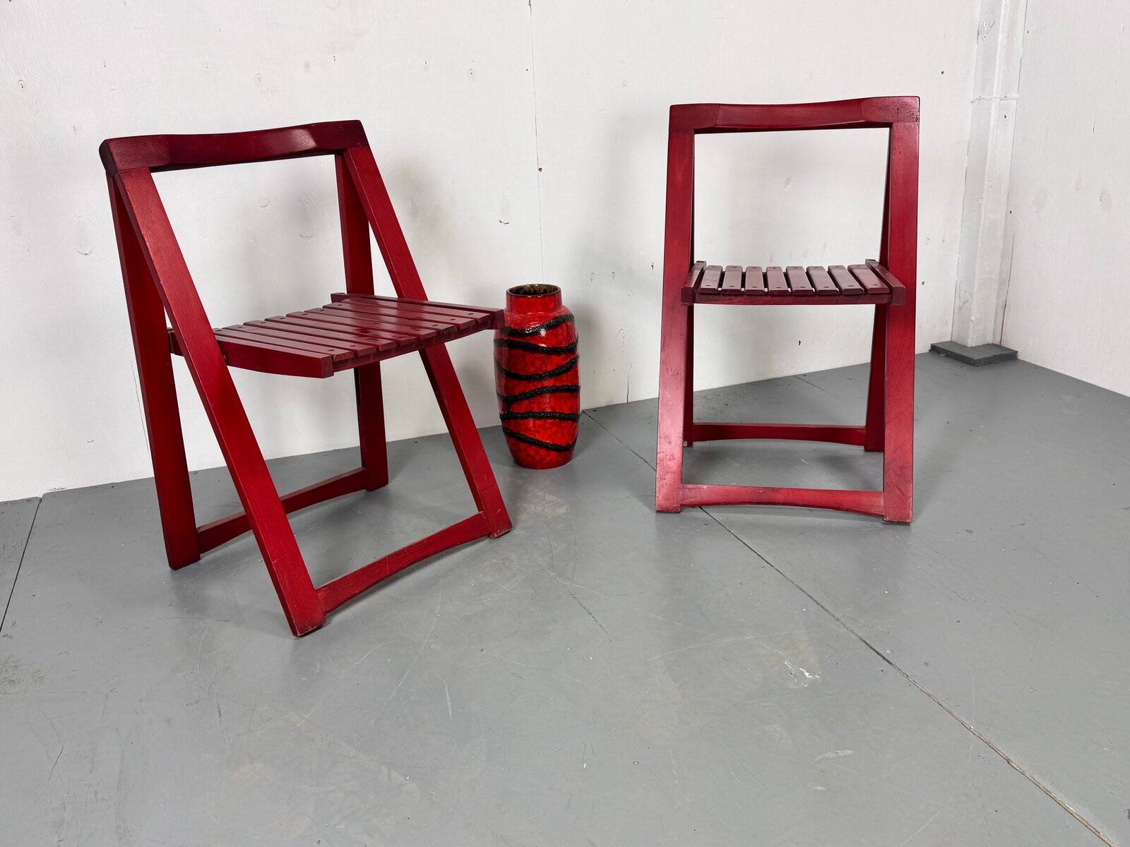 Mid-century Italian red foldable chairs by Aldo Jacober for Bazzani, 1960s, set of 2