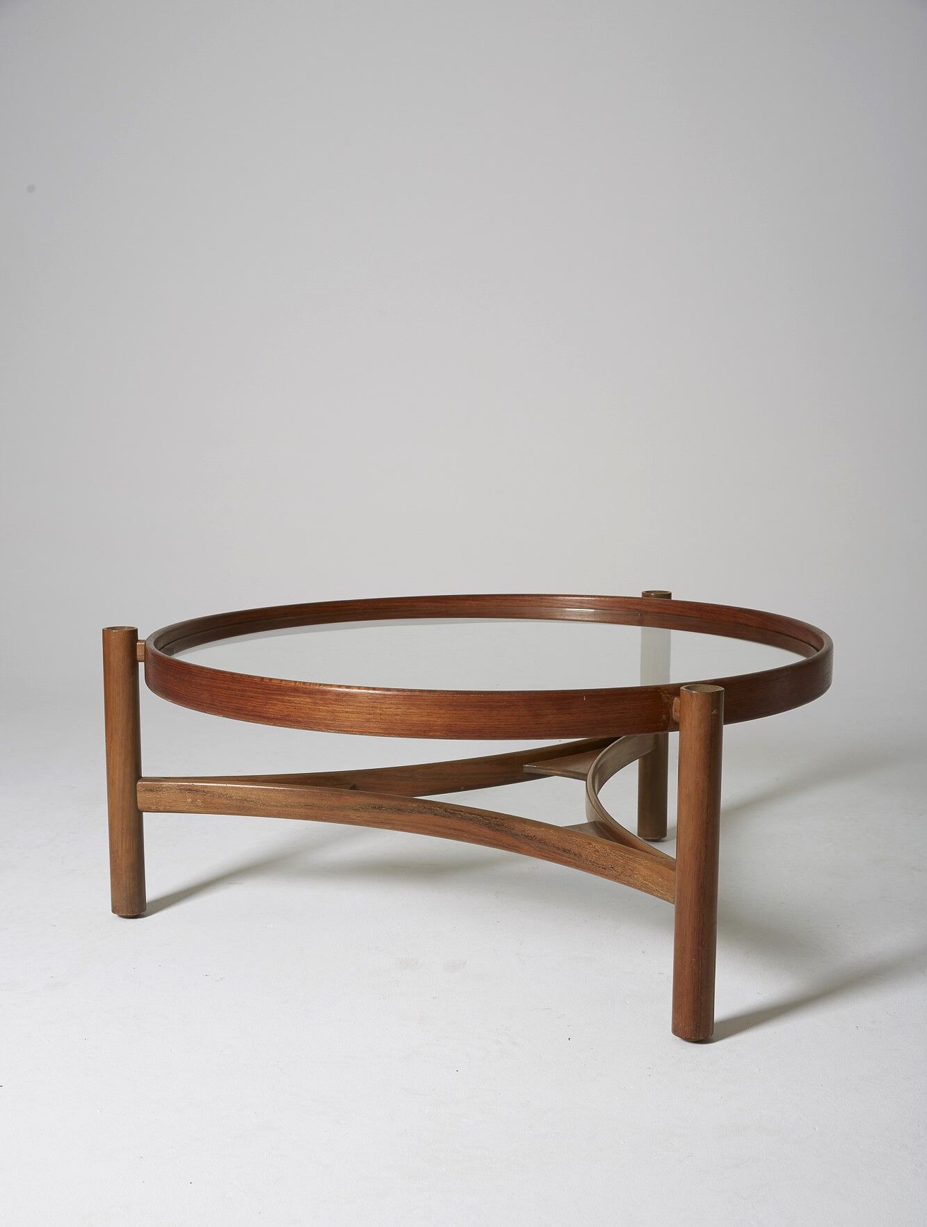 Round coffee table 775 Gianfranco Frattini Cassina 1960s
