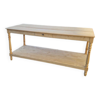 Cloth table