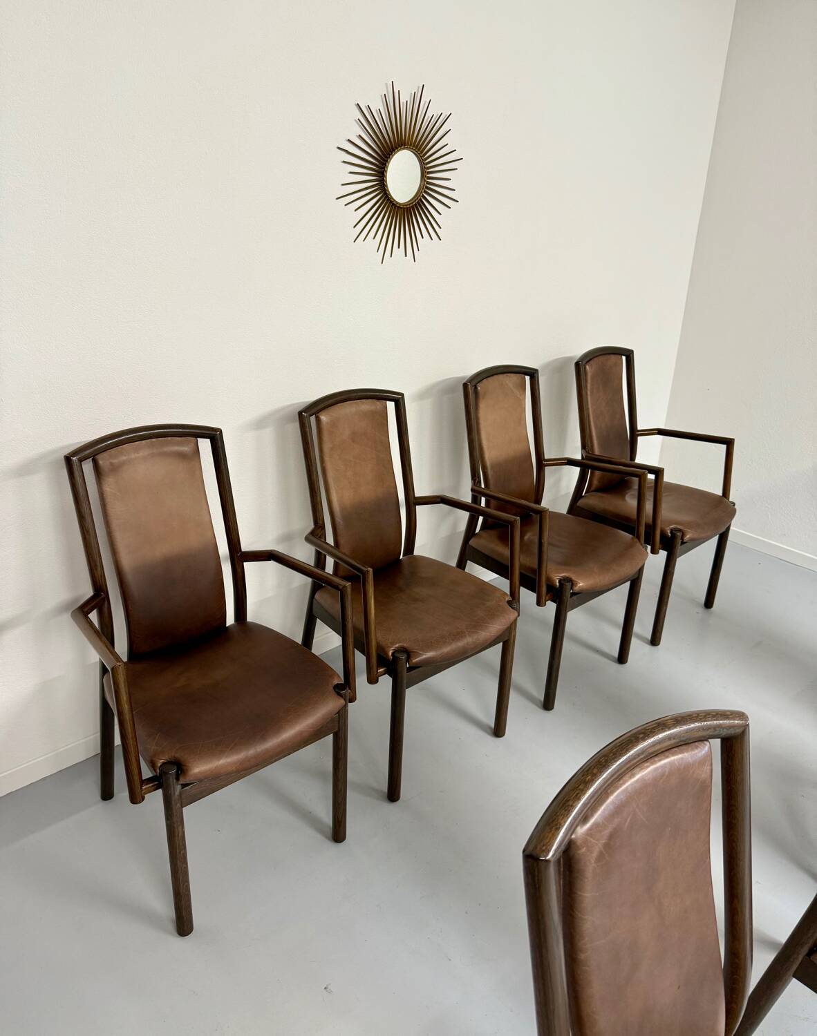 Set of 8 wooden and thick leather armchairs, Girsberger design, 80s