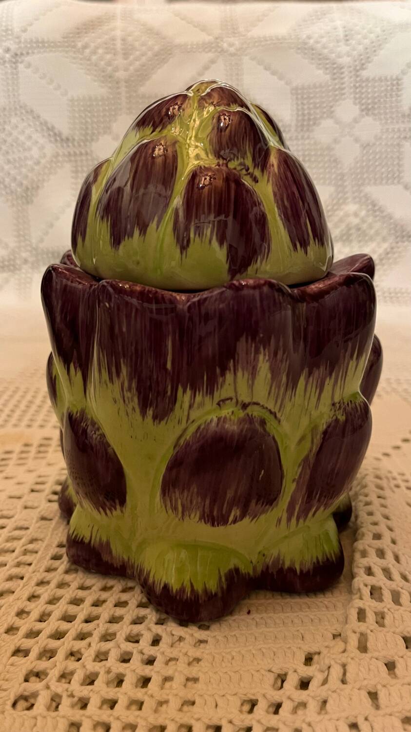 Vintage slip pot and plate