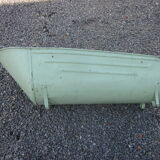 Zinc bathtub