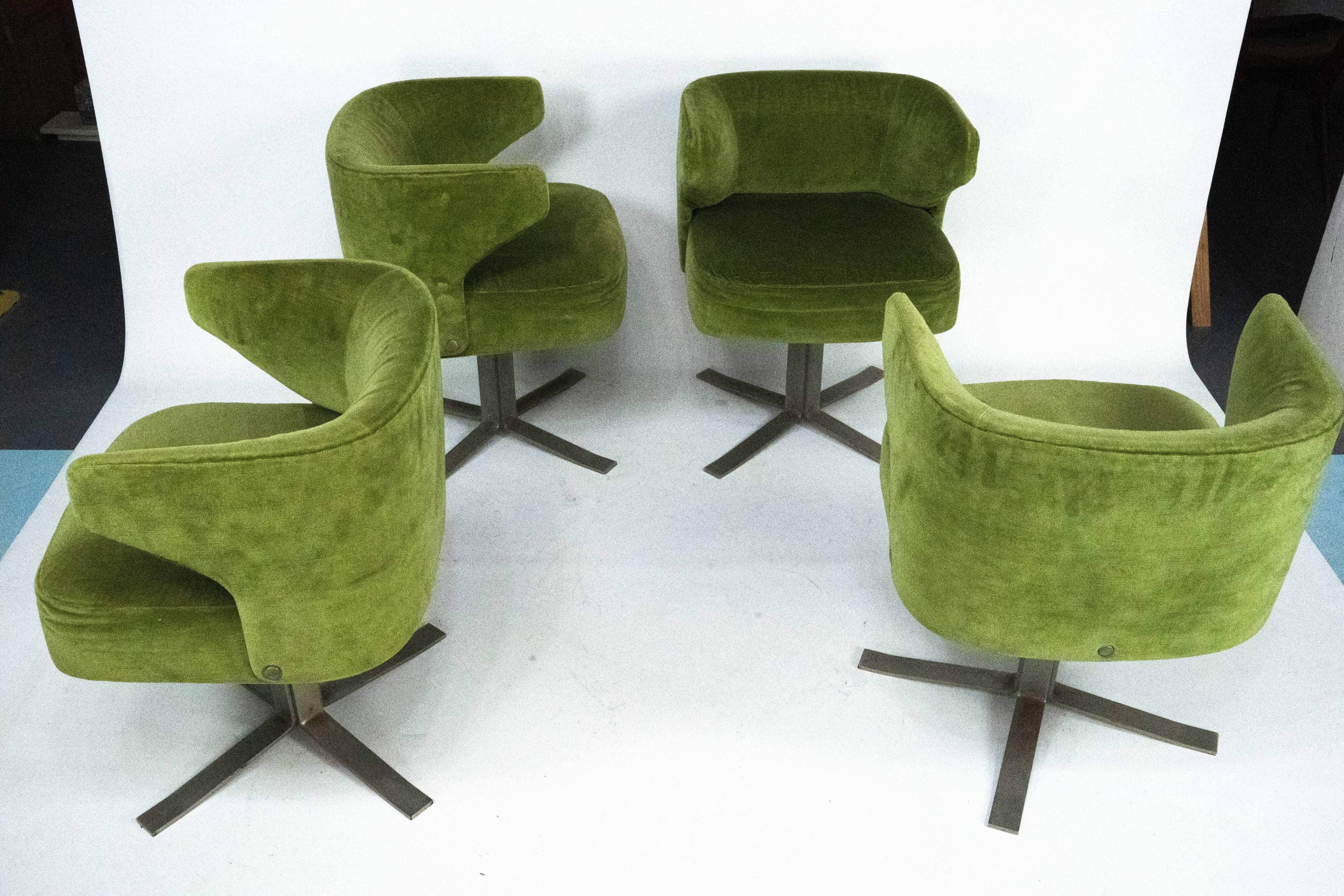 Set of four green Gianni Moscatelli Swivel Poney Chairs for Formanova, 70s