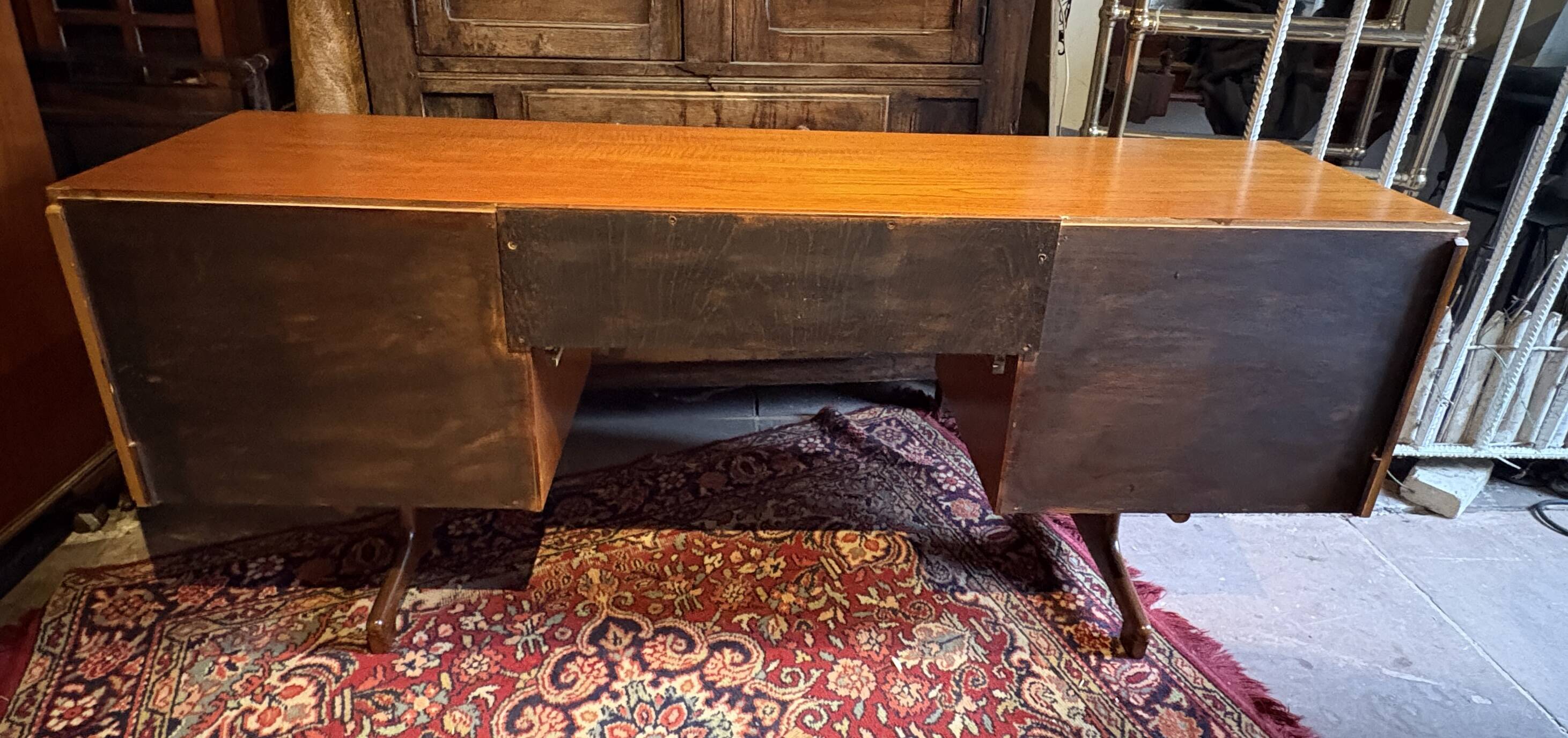 Mid-Century Retro Vintage Teak Desk by Austinsuite – 1960