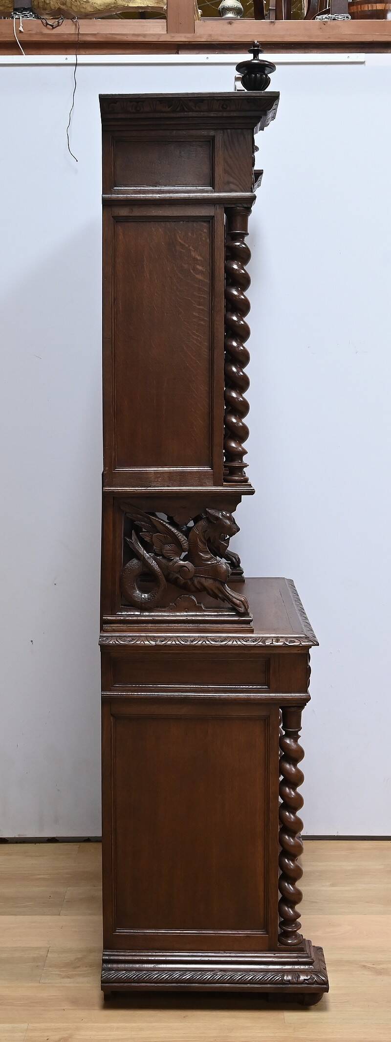 Narrow Oak Display Cabinet, Louis XIII style – Late 19th century