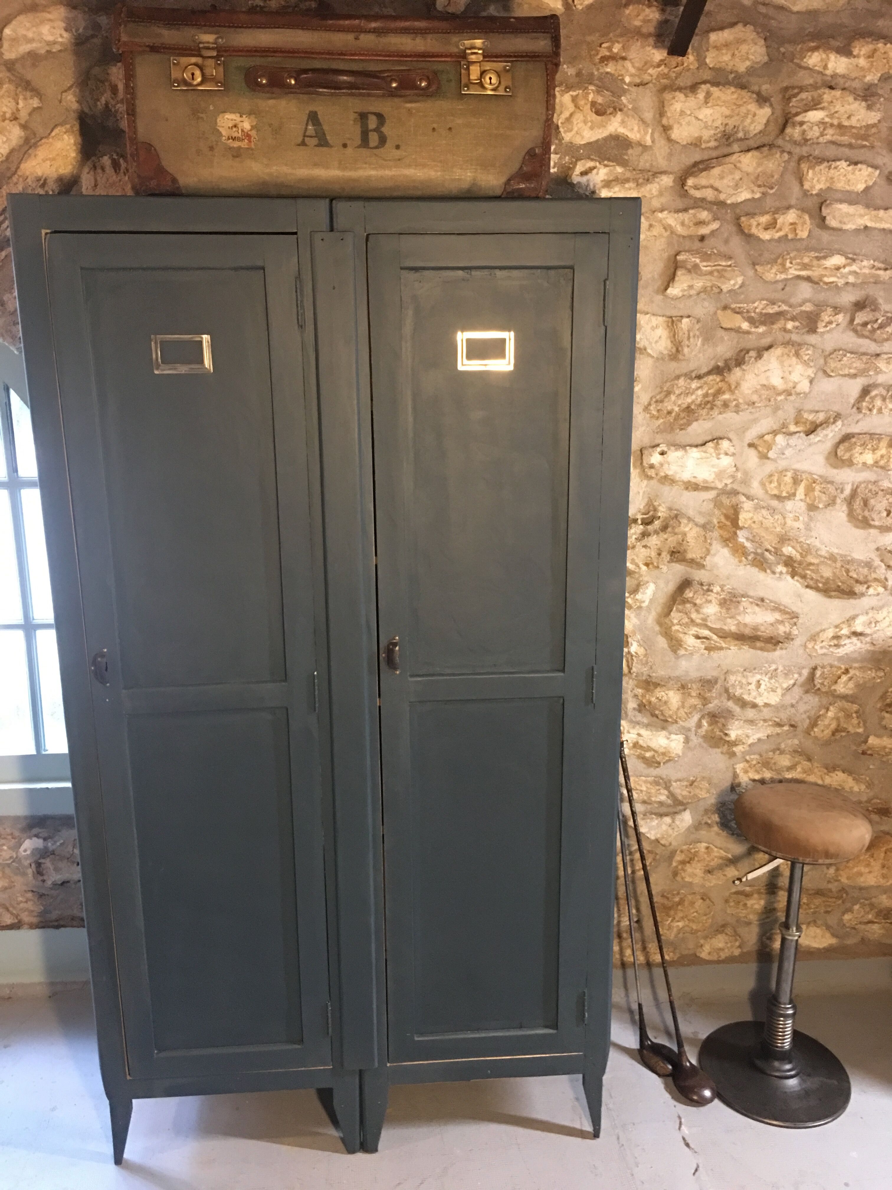 Double factory locker with shelves