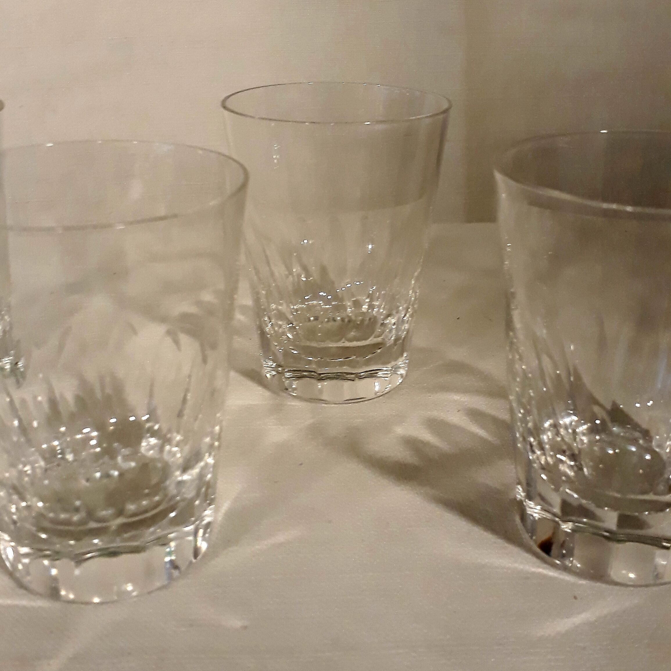 Set of 6 crystal cups