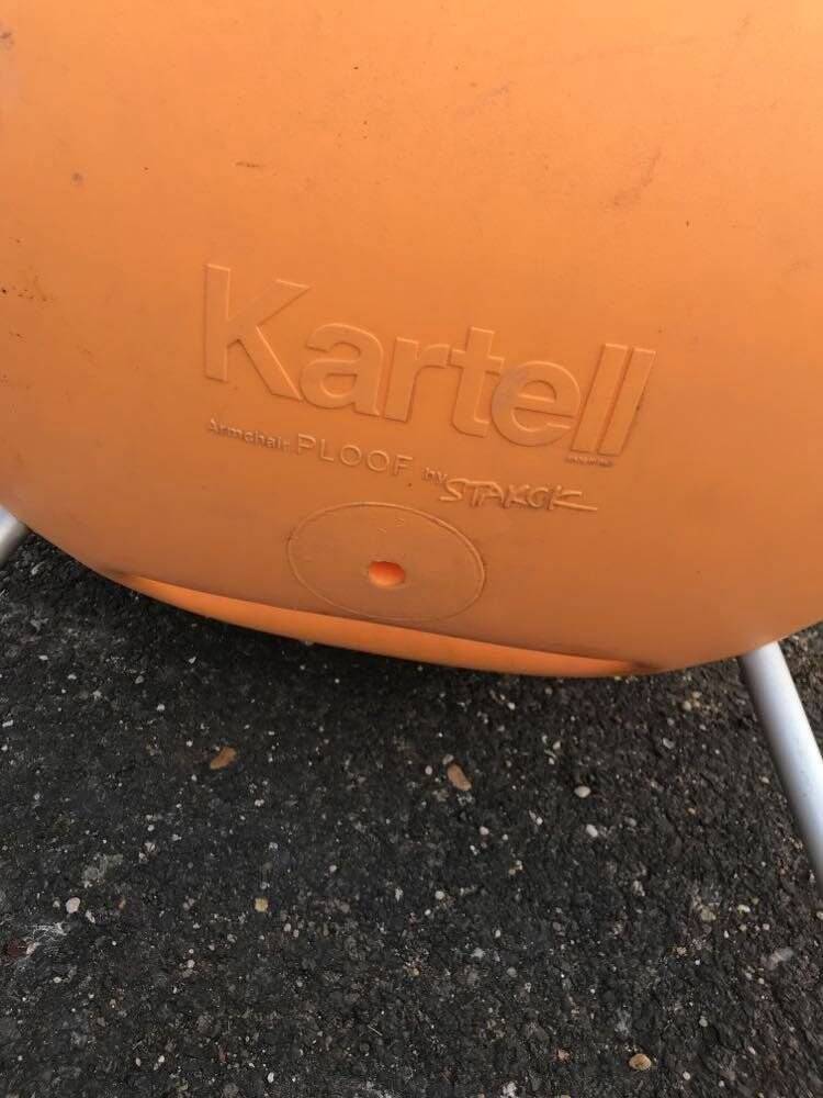 Chaise Ploof orange en plastique par Philippe Starck pour Kartell, pieds aluminium poli