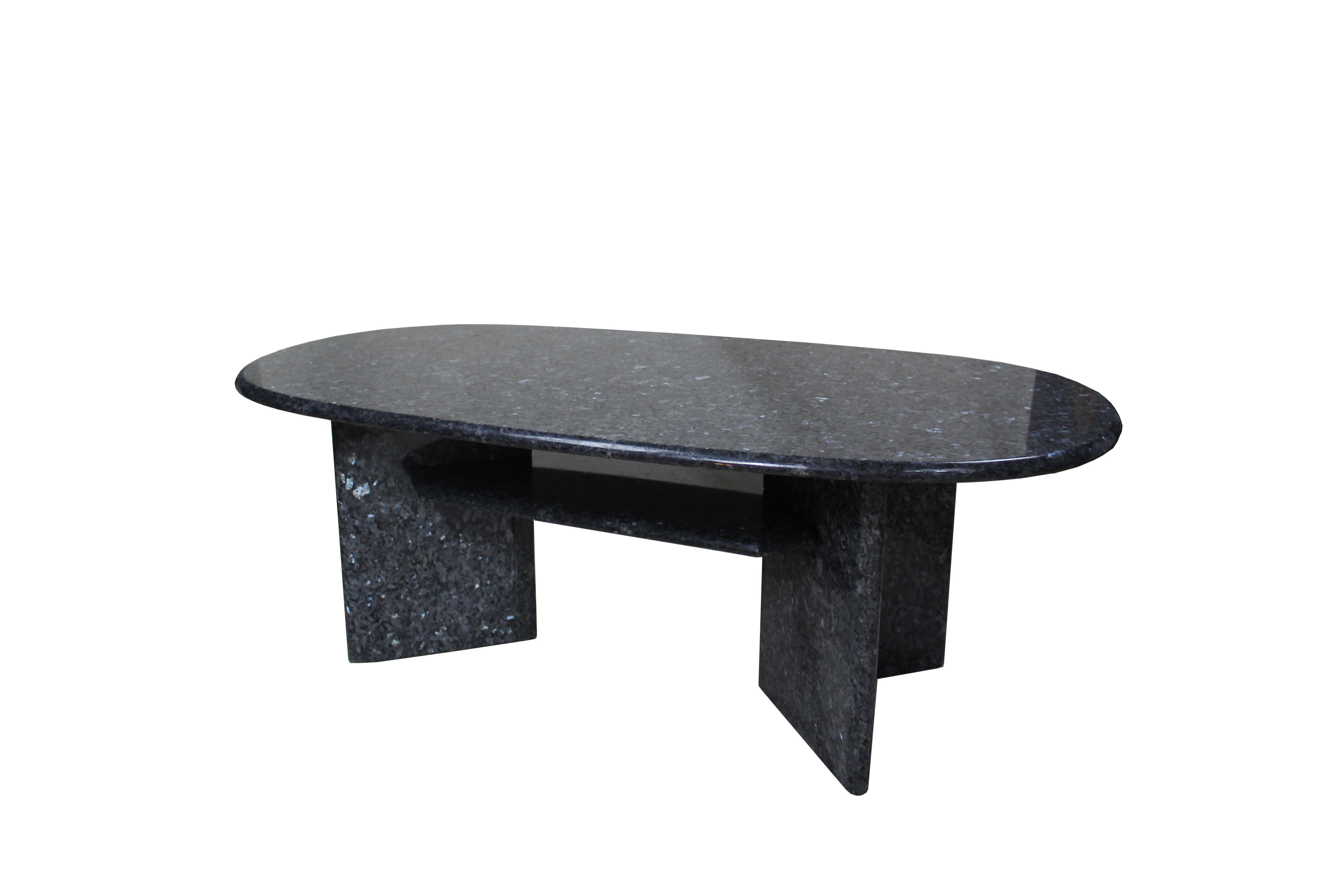 Table basse en granit bleu, circa 1980
