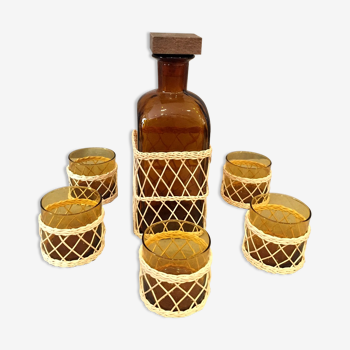 Whisky service amber glass and wicker carafe and 5 glasses