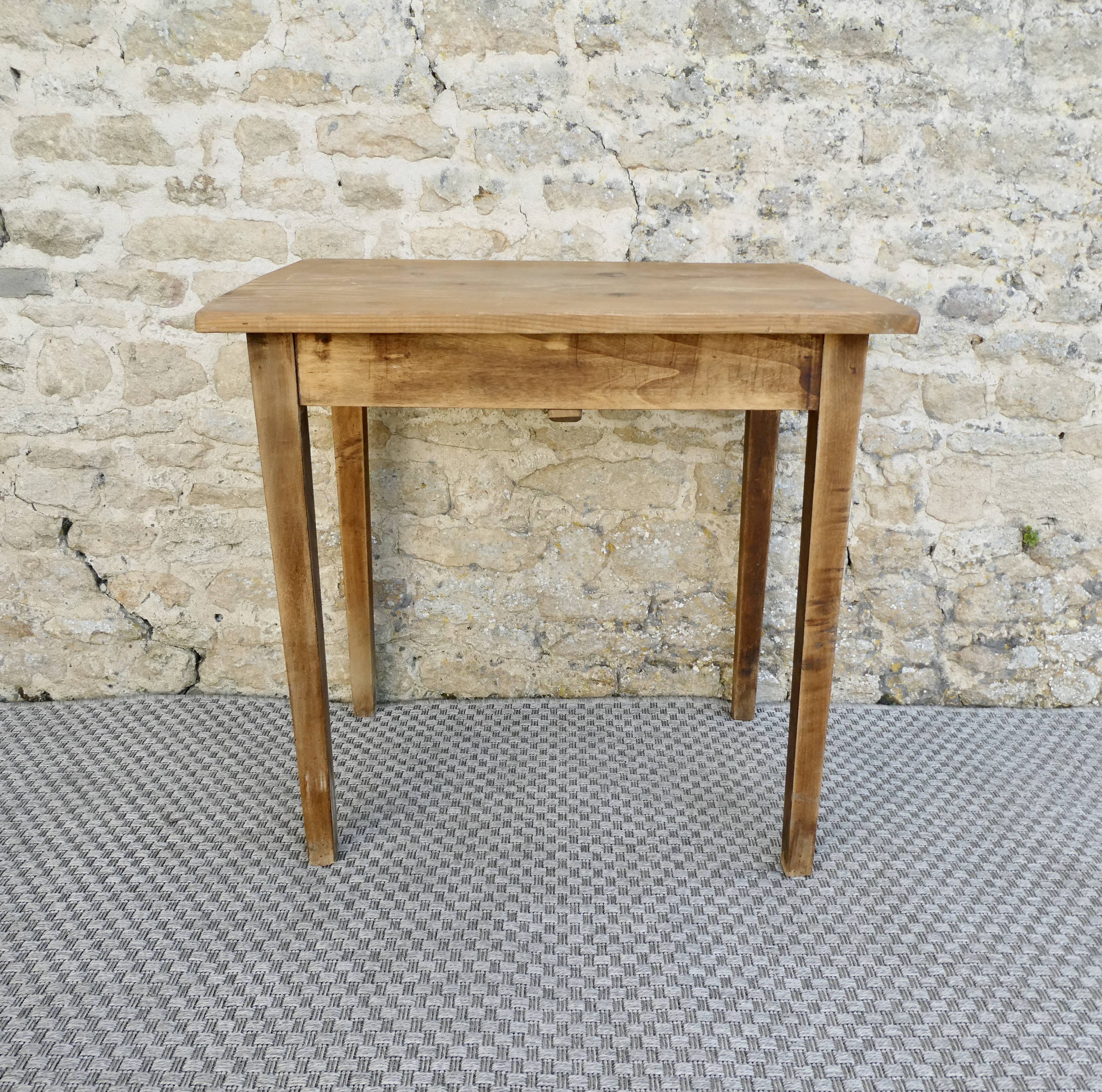 Solid wood desk, Croissandeau and Perreau in Orléans