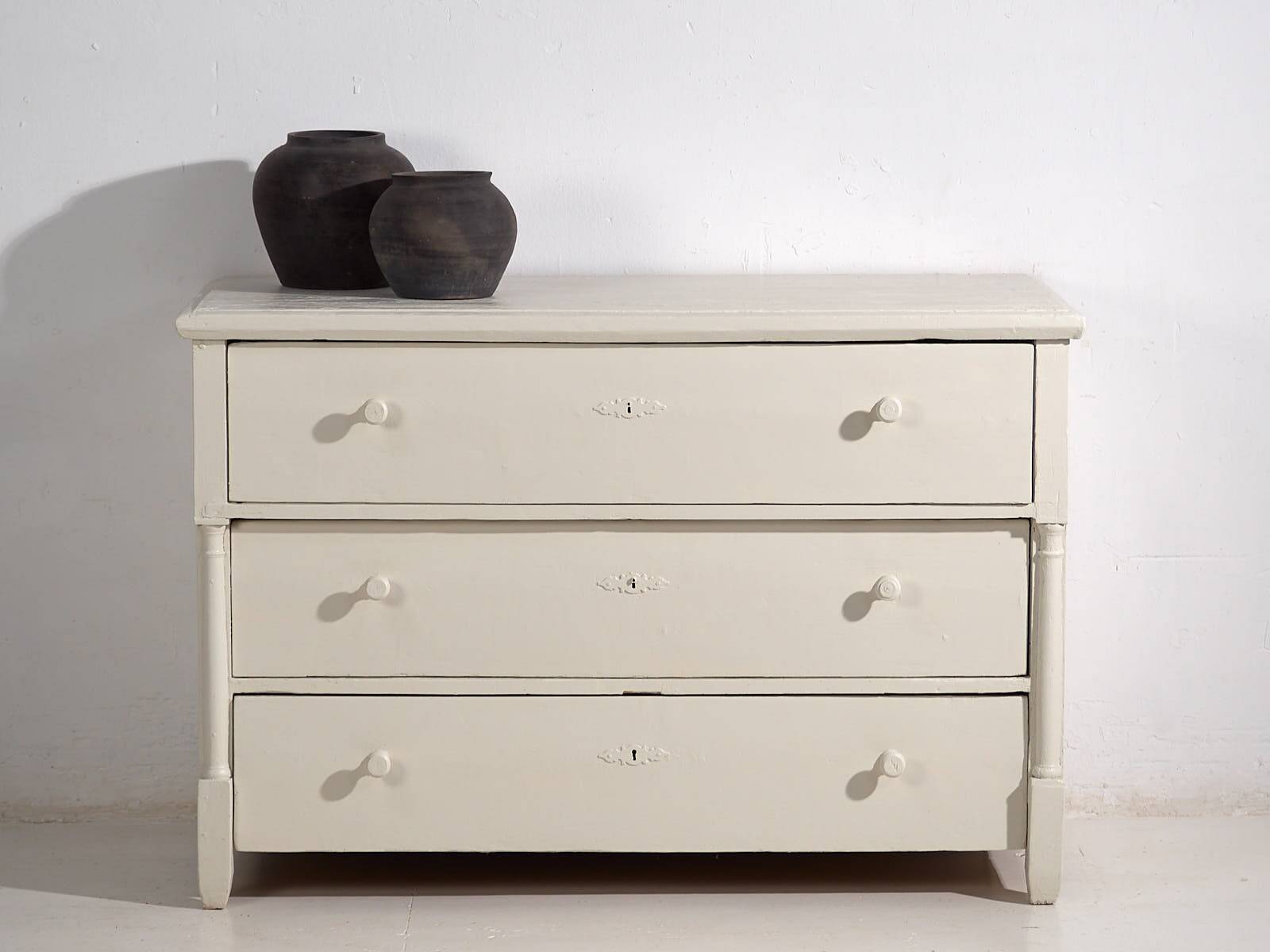Antique white chest of drawers (circa 1920) #53