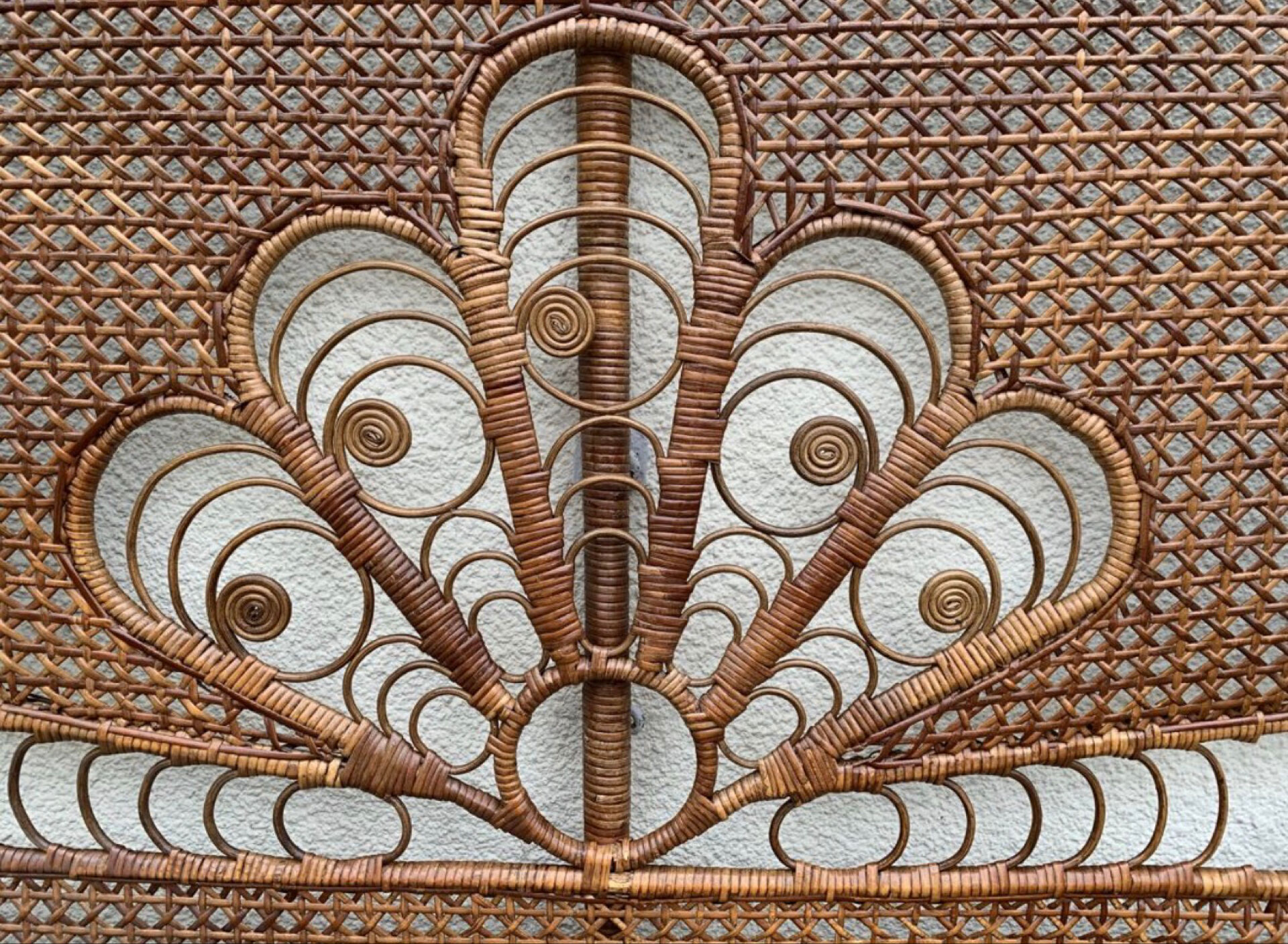 Large vintage headboard in woven rattan fan / Peacock 180cm