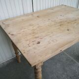 wooden dining table, vintage, turned legs, firm table style