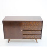 Buffet conçu par Jiří Jiroutek, années 1960