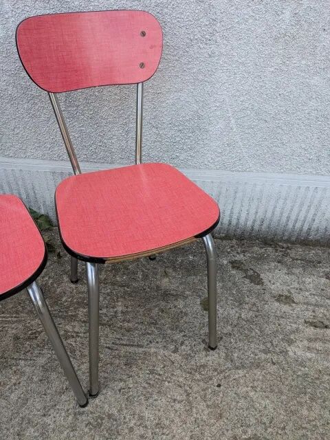 Paire de chaises en formica