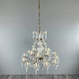 Large crystal chandelier with pendants, Louis XV style, 20th century.