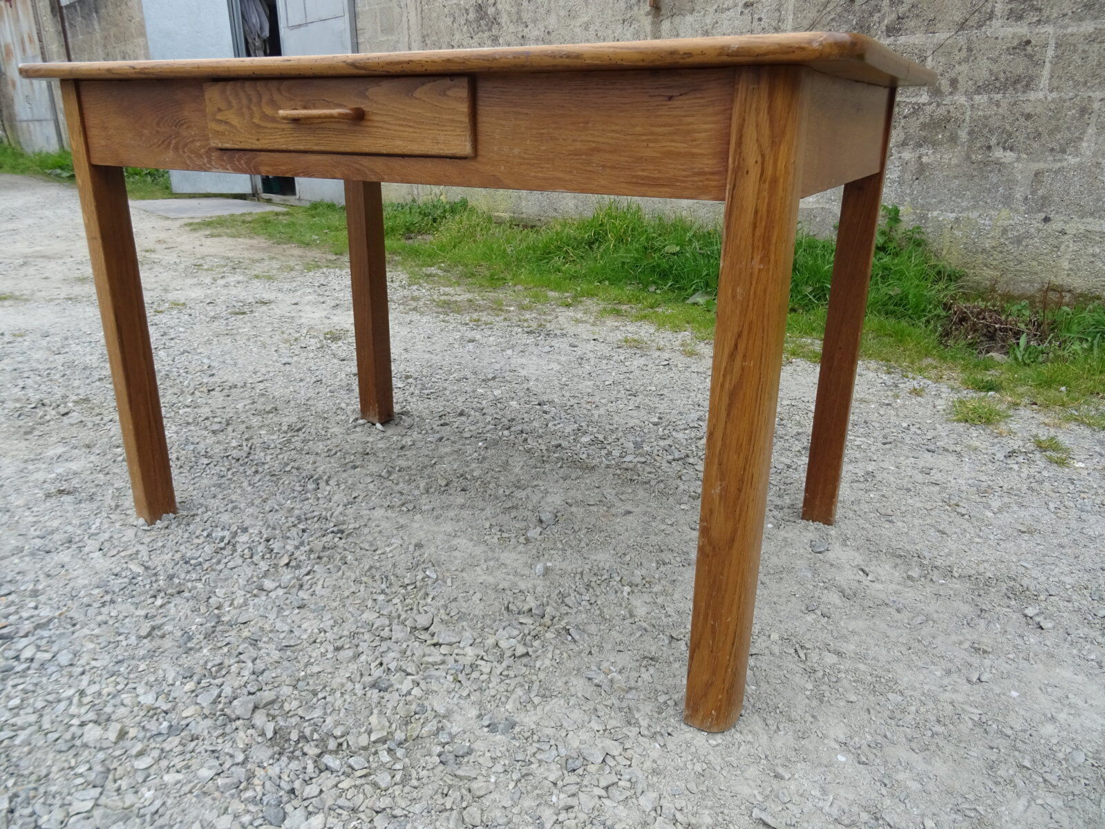 Solid oak farm table 121x73