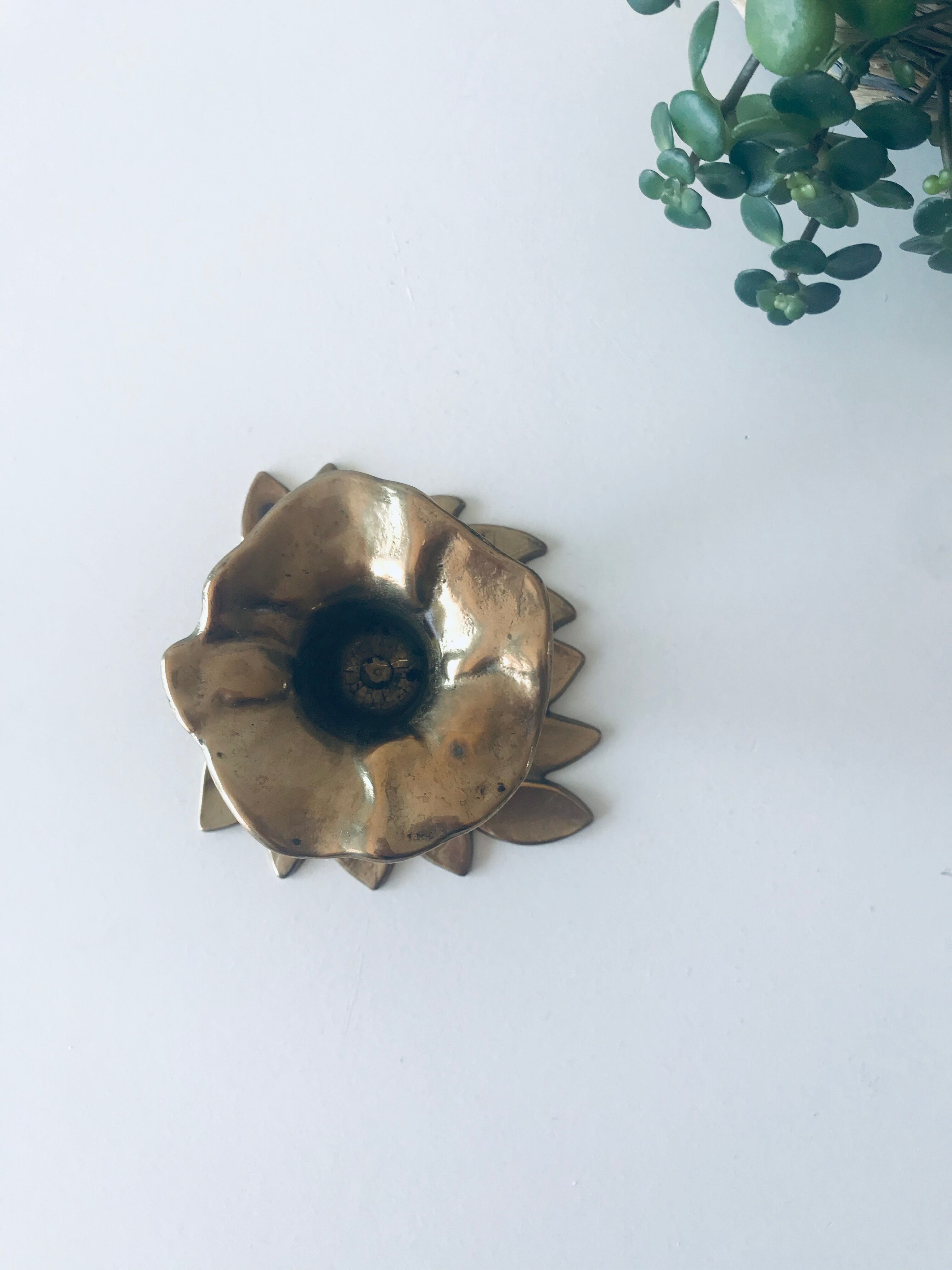 Brass holly bougeoir