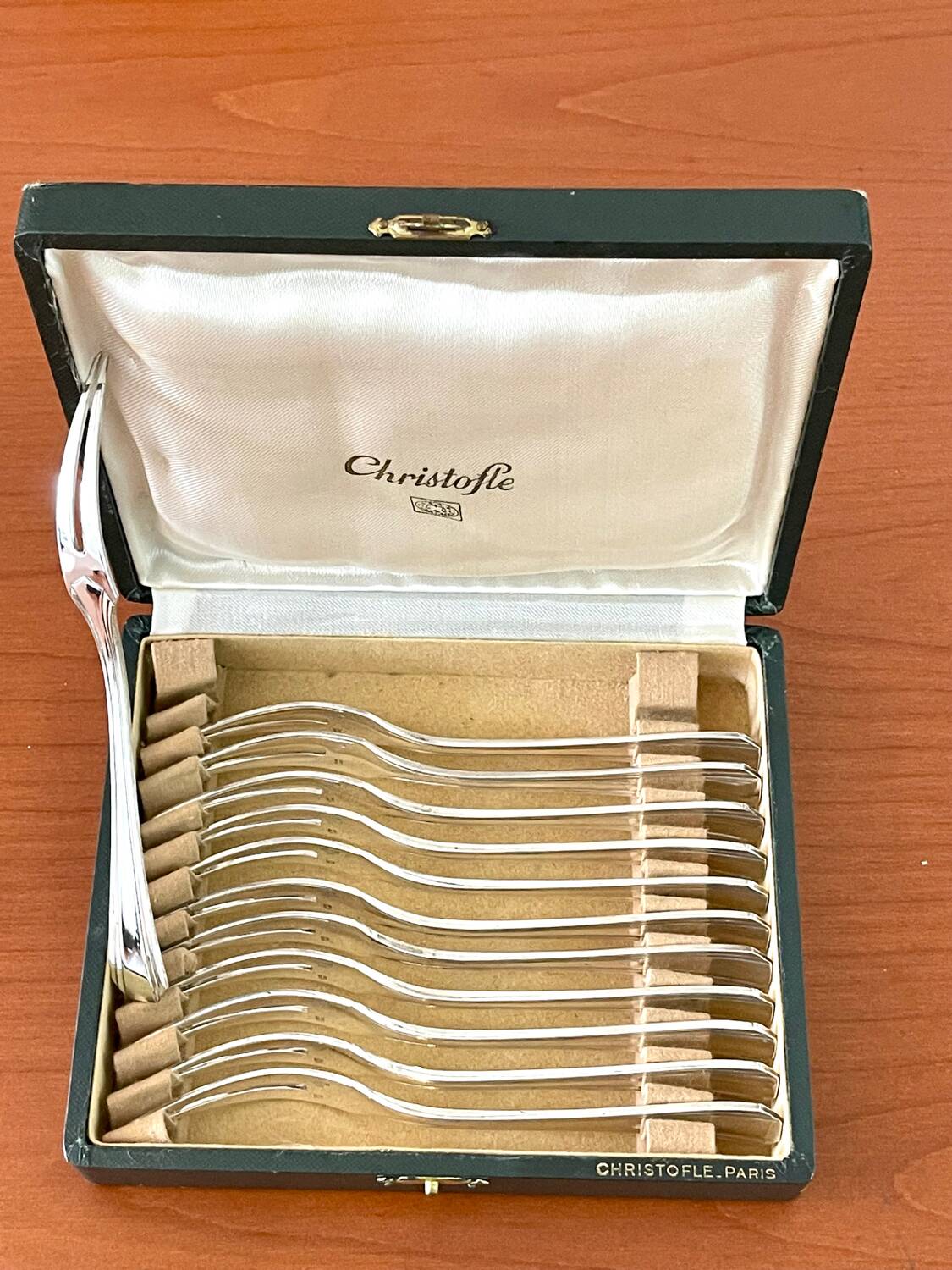 Christofle boréal, 12 snail forks, aperitif pick very good condition
