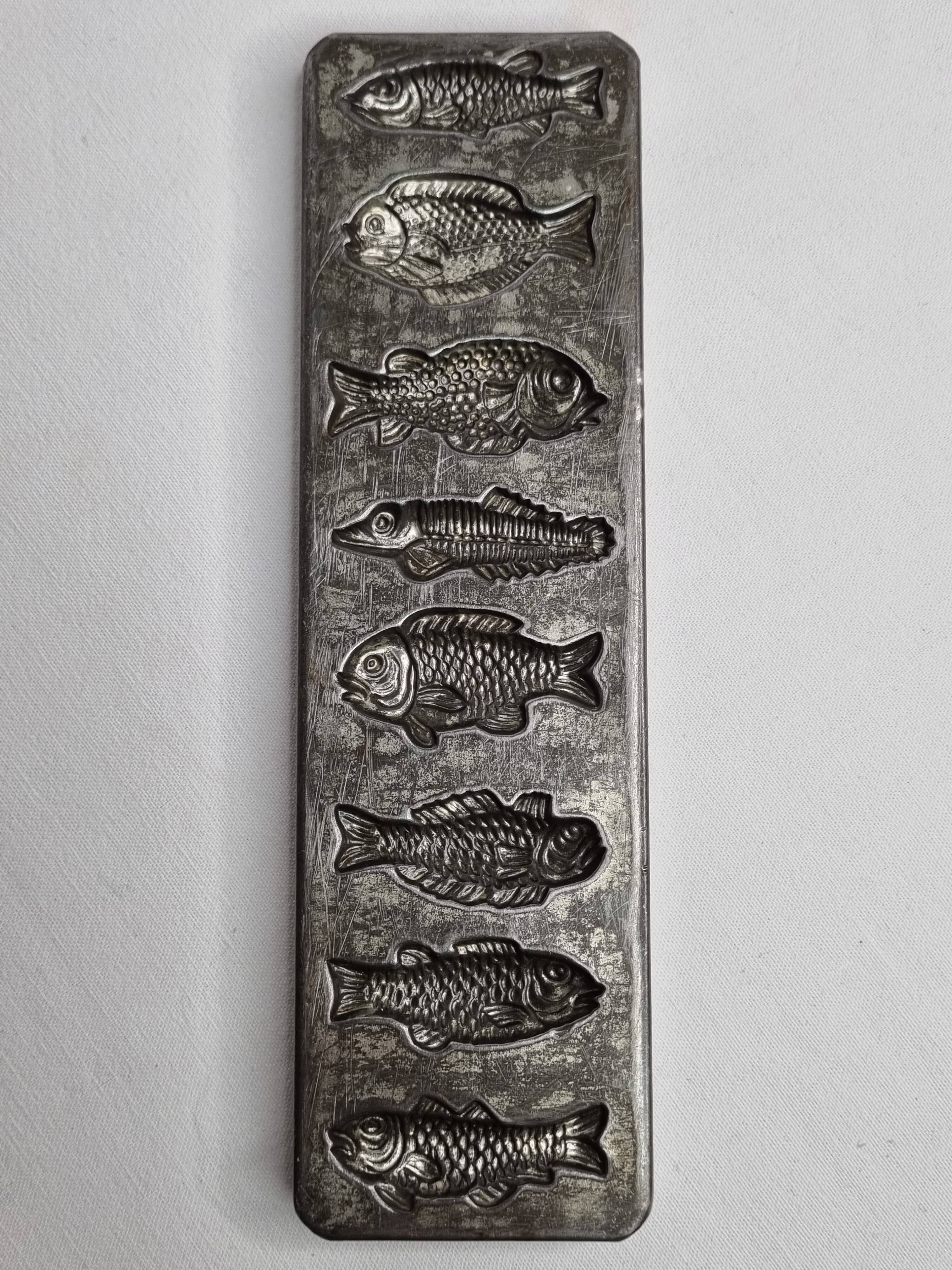 Old chocolate mold, fish shapes, 22 cm