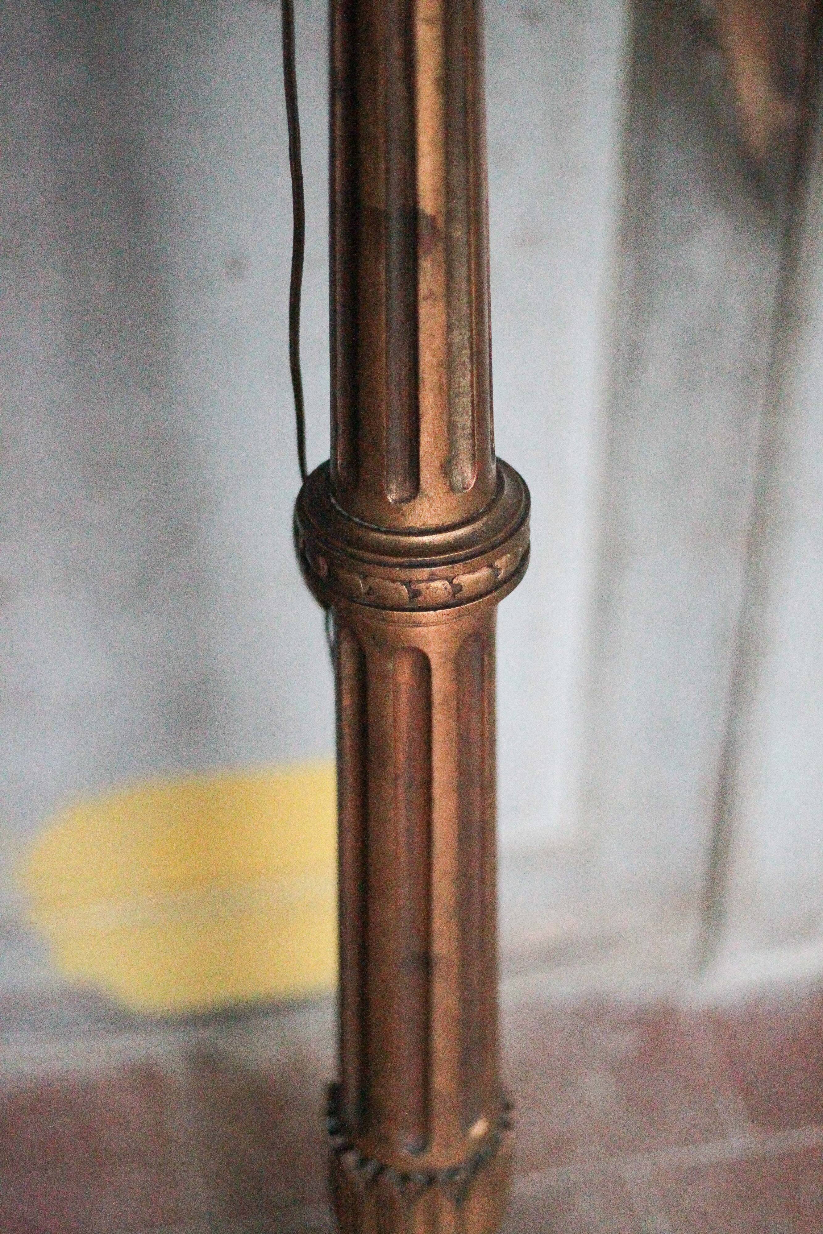 Florentine gilded wood floor lamp, floor lamp with lampshade