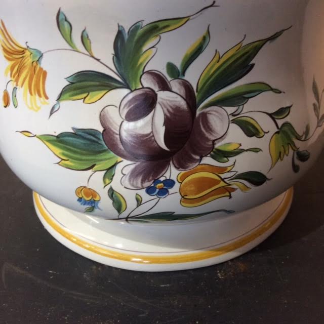 Ceramic pot cover
