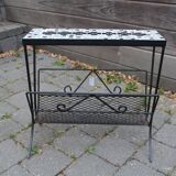 Small magazine rack table, newspaper rack