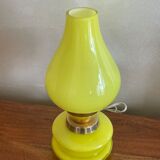 Lampe en verre jaune