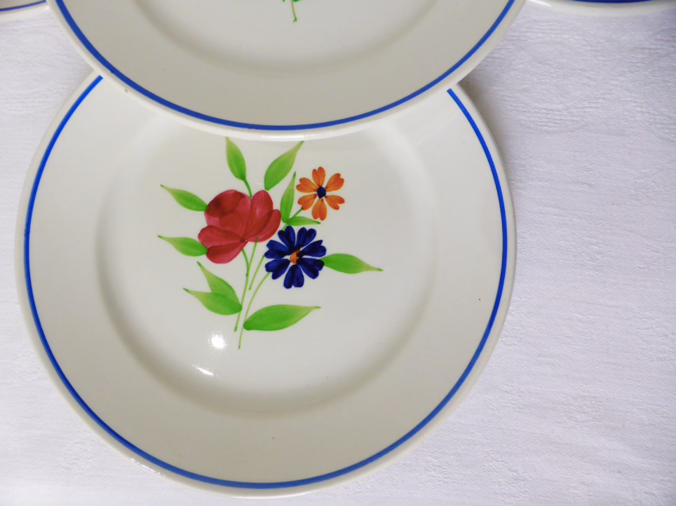 Set of 4 vintage dessert plates from the Badonviller porcelain factory