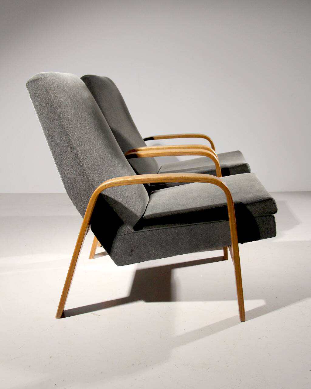 Paire de fauteuil Steiner ARP
