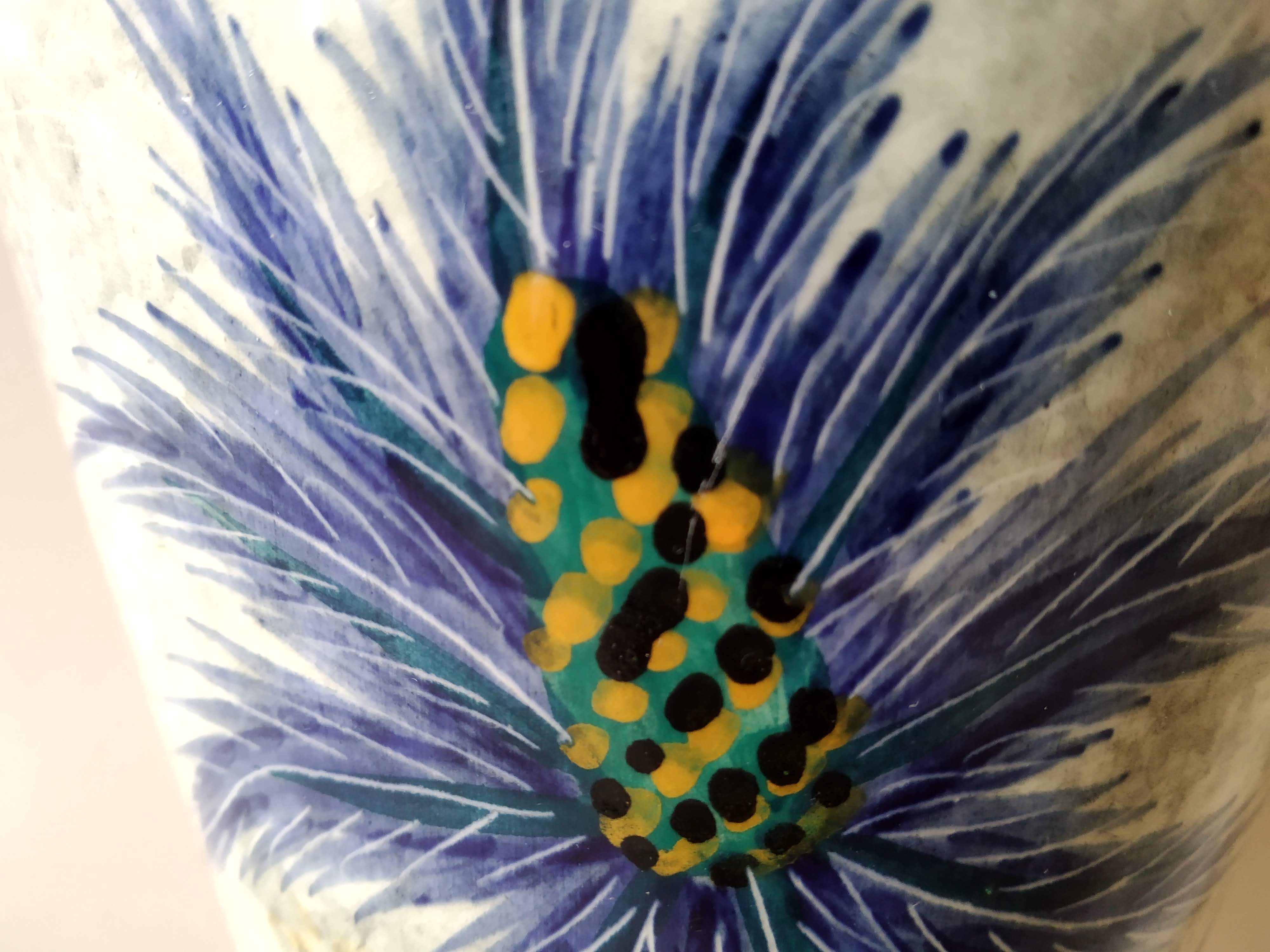 Thistle vase J Yyell Vallauris