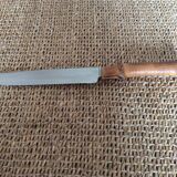 Bamboo bread knife